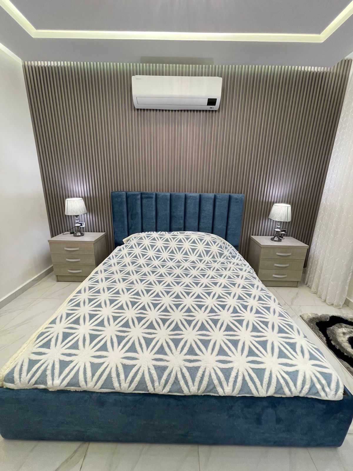 MOON VILLA  