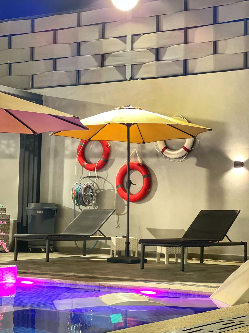 MOON VILLA  